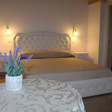 Ilenia Bed & Breakfast 3*